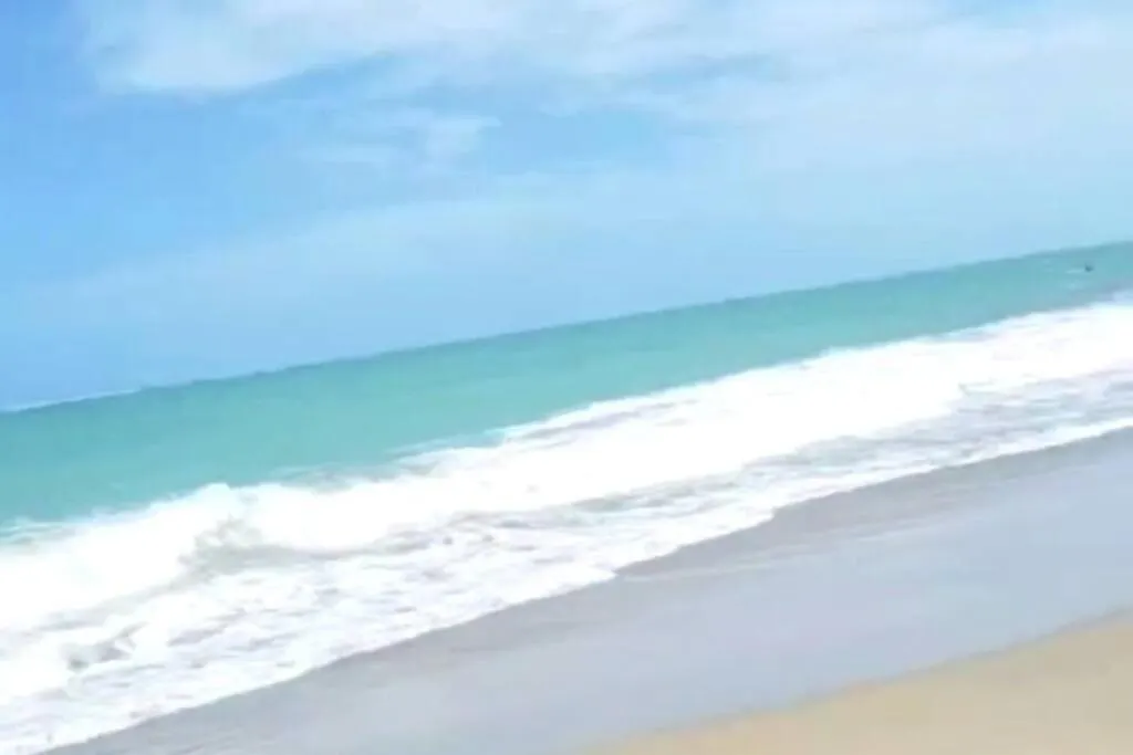 Ocean Motion Rental Casa En La Playa Con Piscina Cerca Yunque Y Vsjuan Loiza Villa
