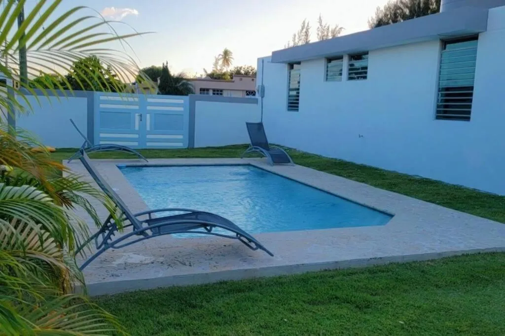 Villa Ocean Motion Rental Casa En La Playa Con Piscina Cerca Yunque Y Vsjuan Loiza
